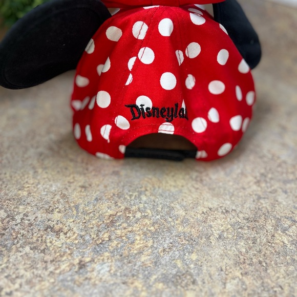 YOUTH Minnie Mouse adjustable baseball hat - Picture 6 of 6